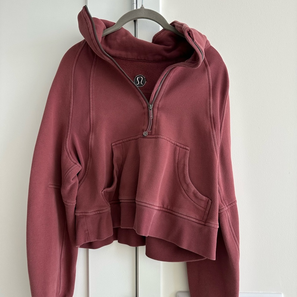 Lululemon scuba xs/s mulled wine color